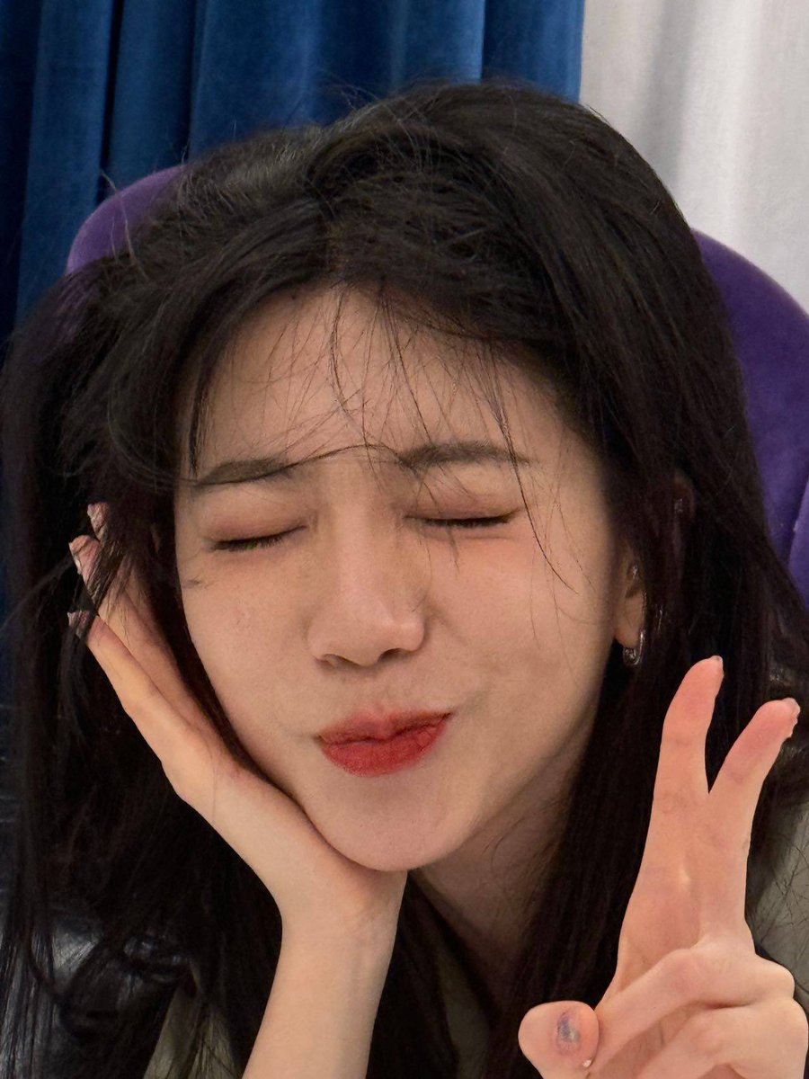 pinklohmaa's tweet photo. อะไรแบบนี้ 5555555555555 https://t.co/5TTlB7zsqA