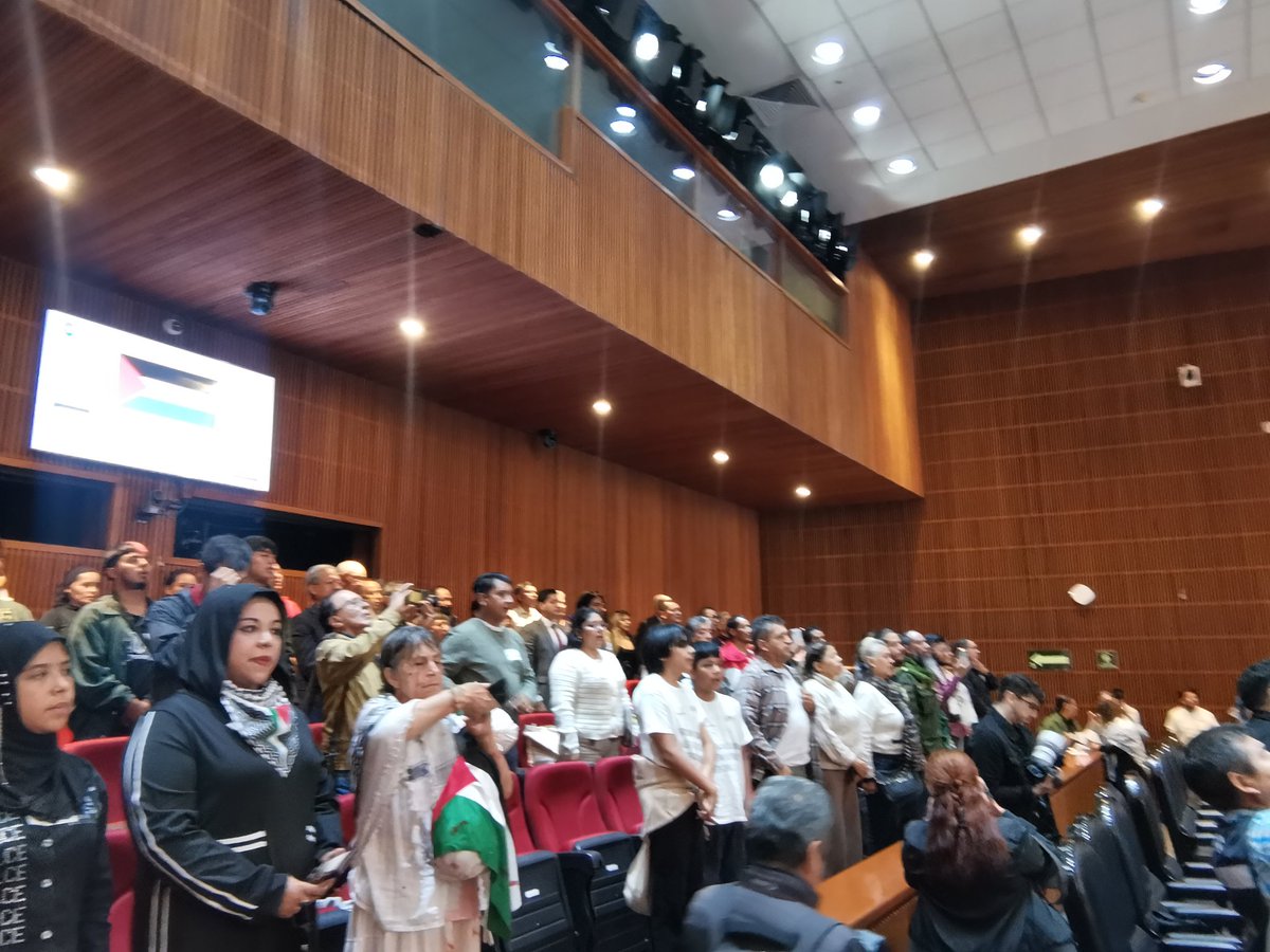CNPA_MN's tweet photo. Presentes en la inauguración del "Encuentro Nacional de Solidaridad con Palestina y los Pueblos que Resisten contra el Sionismo"
Urgente acciones concretas del Estado Mexicano, en respaldo al Estado Palestino!!
Alto a la ocupación y al genocidio!!
Respeto a su territorio!! https://t.co/0tim5dcytM