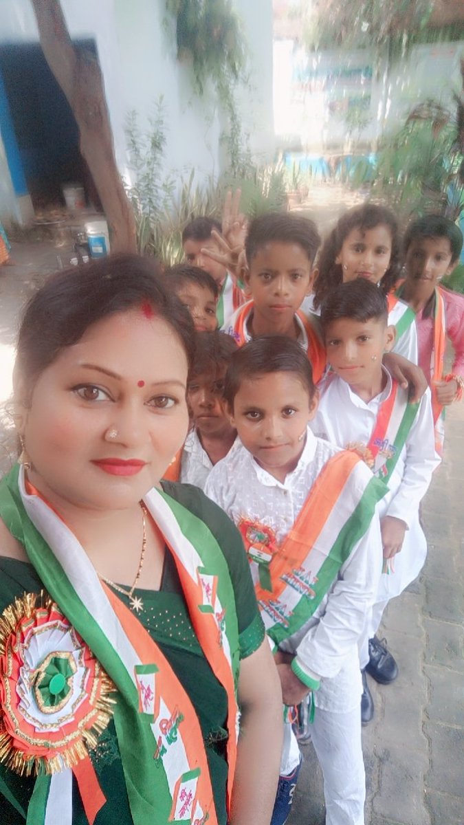 Happy independence day 
EMPS Askaranpurwa District -Kannauj