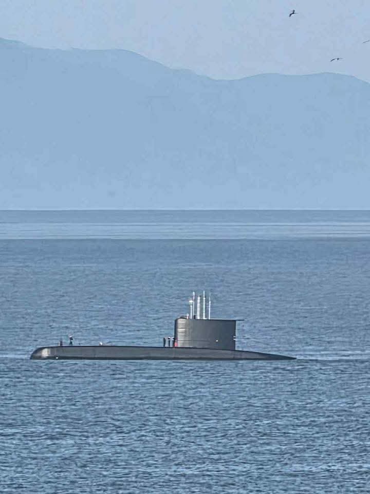Autoridades confirman la presencia de un #Submarino en playas de #PuertoVallarta