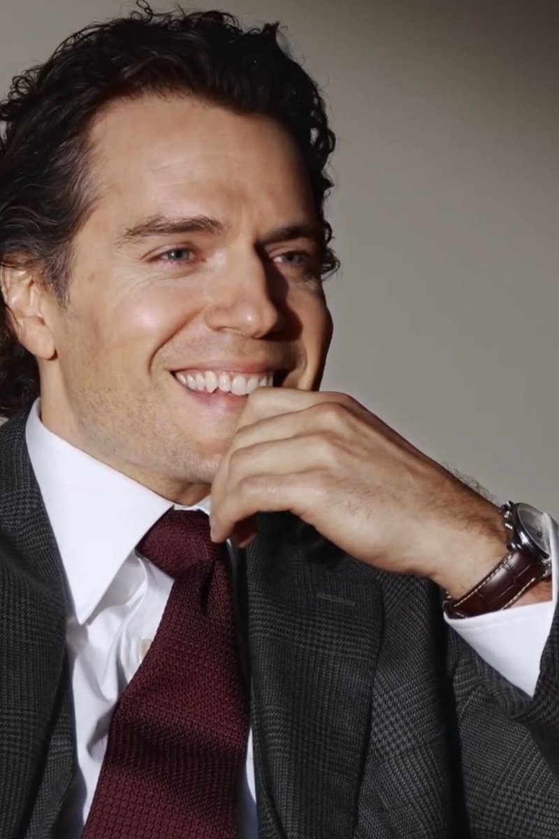 Henry Cavill tweet media