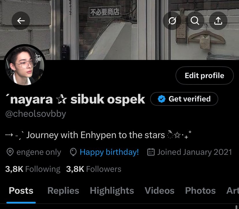 ´nayara ✰ sibuk kuliah tweet media