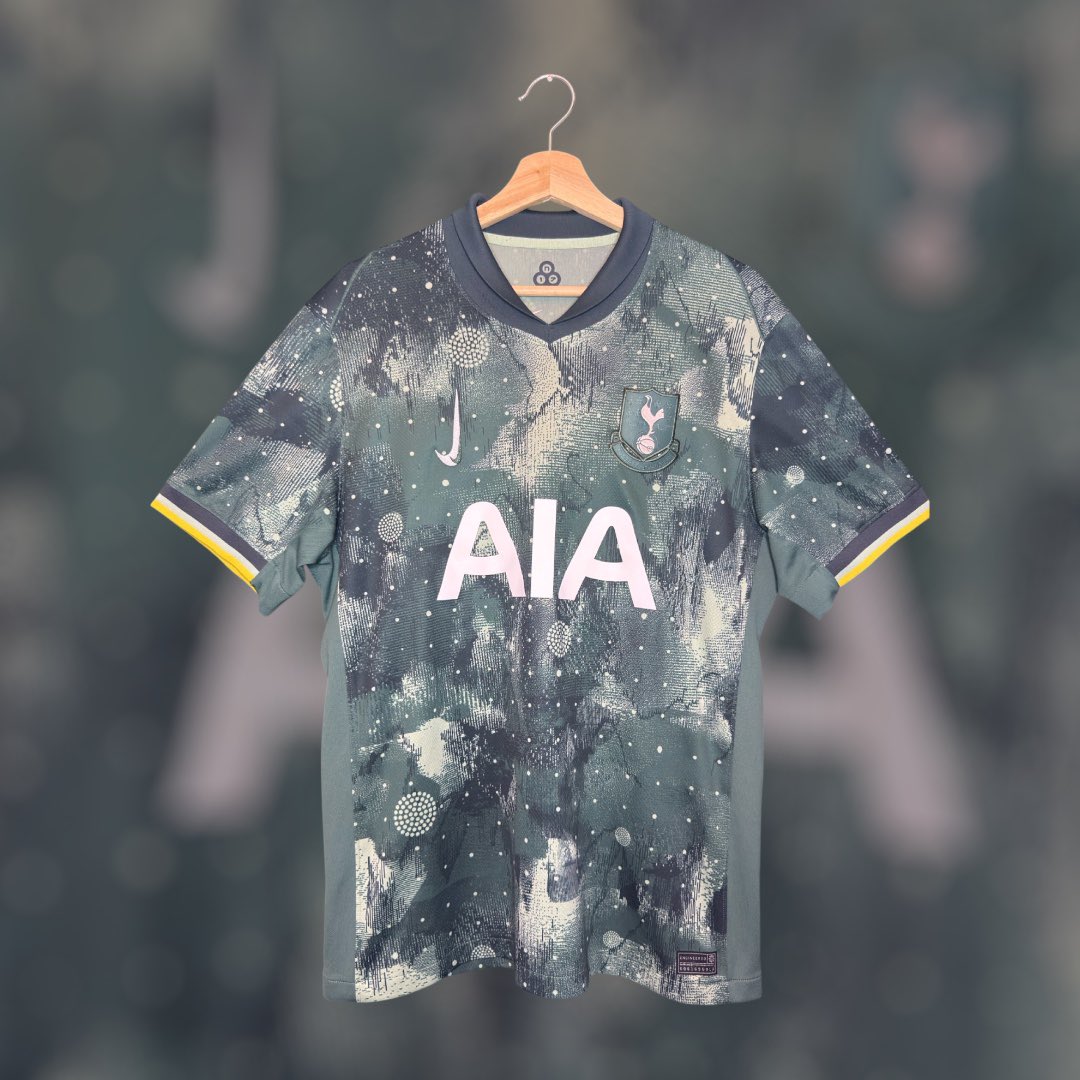 ⚡️ FRIDAY NIGHT SHIRT SALES ⚡️

15 new shirts have just been added to my eBay store, you can find them all via the 🔗 

ebay.us/m/hr4DOO

Here are 3 of them favourites🔥 

If you would like to make an offer privately, please DM me 📨 

Thank you all❤️