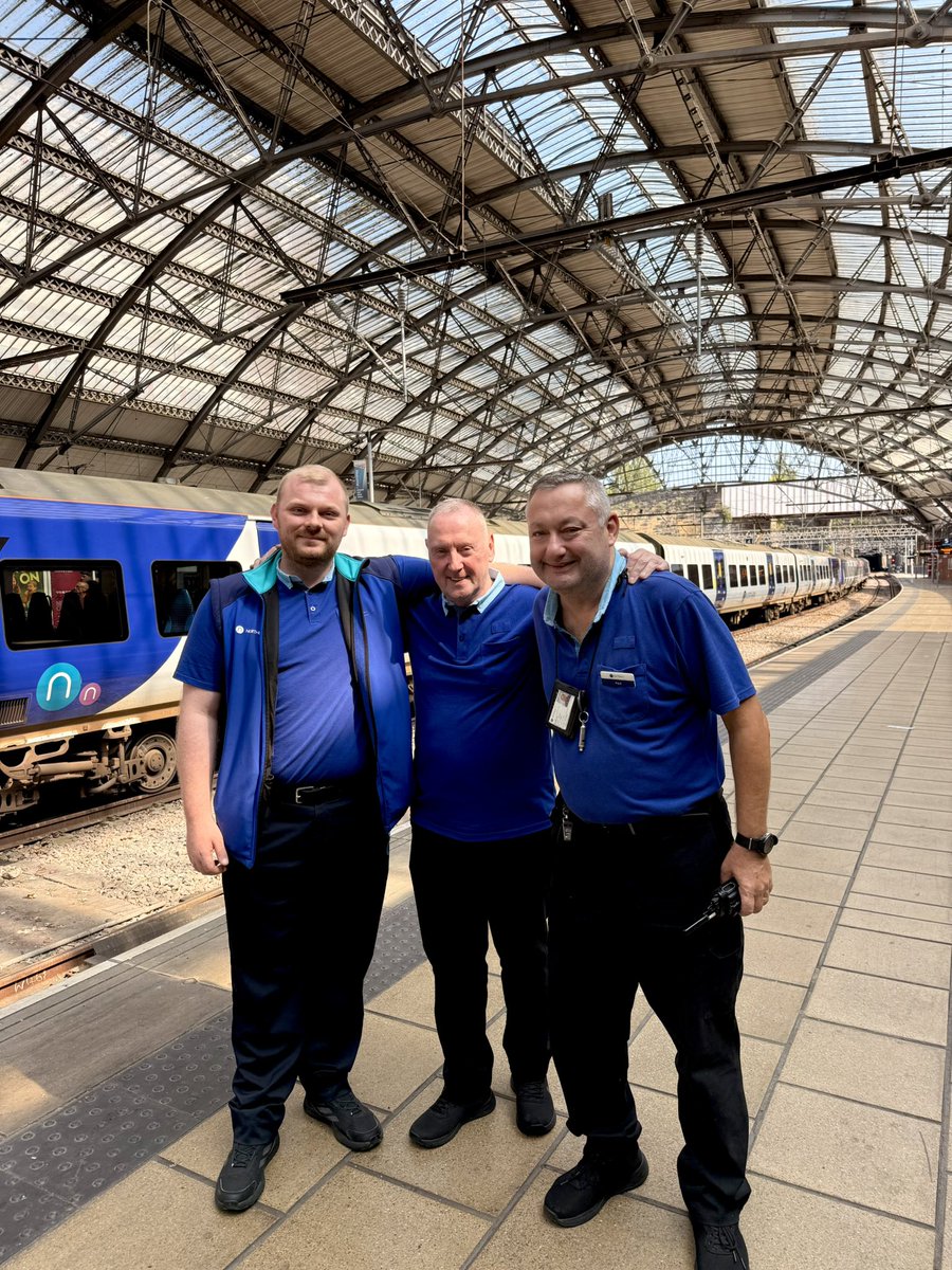 northernassist's tweet photo. 📅 Liverpool Lime Street is 189 years old today! 🎉
Liverpool Lime Street first opened on 15 August 1836, and is considered the world’s oldest grand terminus still in operation.
Today we’re celebrating with our station team 🎂🚆
#LimeStreet #LiverpoolHistory @railway200 @NetworkRailLIV
