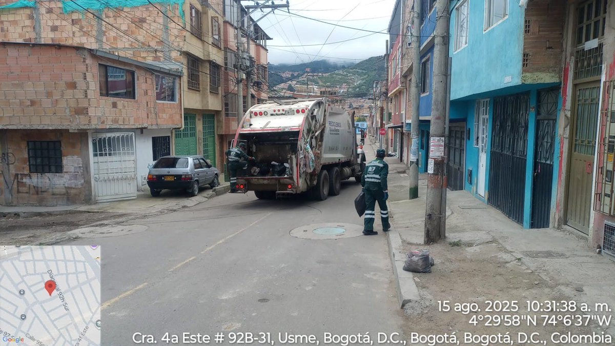 Uaesp (@uaesp) on Twitter photo En Usme, <a href="/Promoambiental_/">Promoambiental Distrito</a> continúa con las rutas de recolección domiciliaria, facilitando la disposición adecuada de los residuos en cada sector.
Recuerda: sácalos frente a tu vivienda y en el horario establecido. Entre todos construimos una Bogotá que se ve mejor. En Usme, <a href="/Promoambiental_/">Promoambiental Distrito</a> continúa con las rutas de recolección domiciliaria, facilitando la disposición adecuada de los residuos en cada sector.
Recuerda: sácalos frente a tu vivienda y en el horario establecido. Entre todos construimos una Bogotá que se ve mejor.