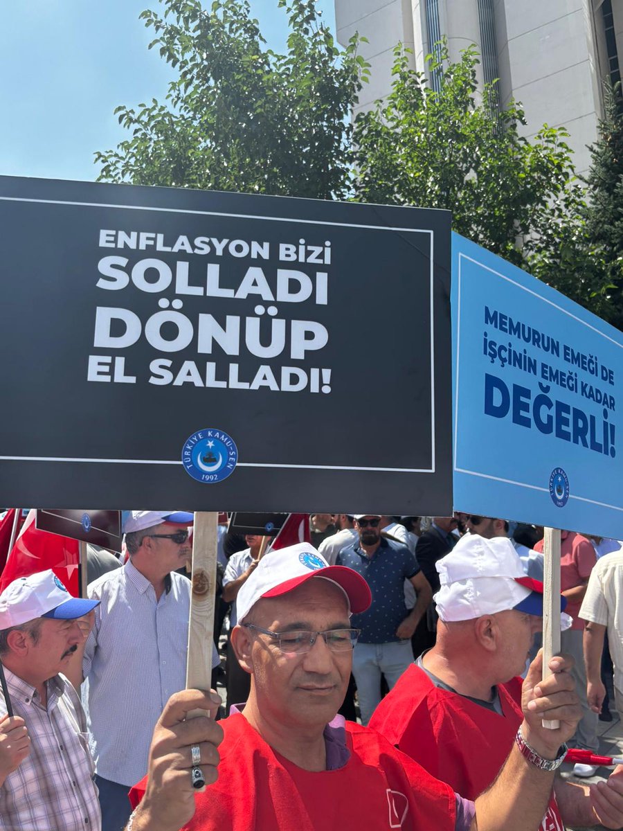 #MemurHakkınıİstiyor