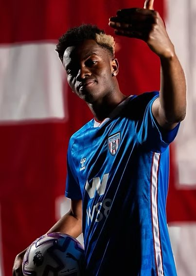 FPLmonitor_'s tweet image. GW1 🔒 

Salah (C)

Good luck with the season everyone 🙌