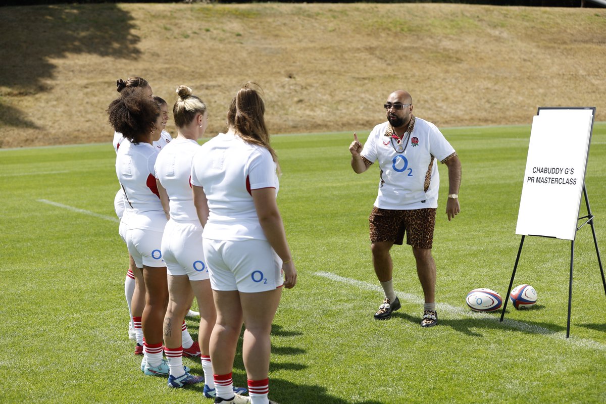 Thank you to our new PR marketing guru: <a href="/CHABUDDYGEEZY/">Chabuddy G</a>  🙌

<a href="/O2/">O2</a>  | #WearTheRose