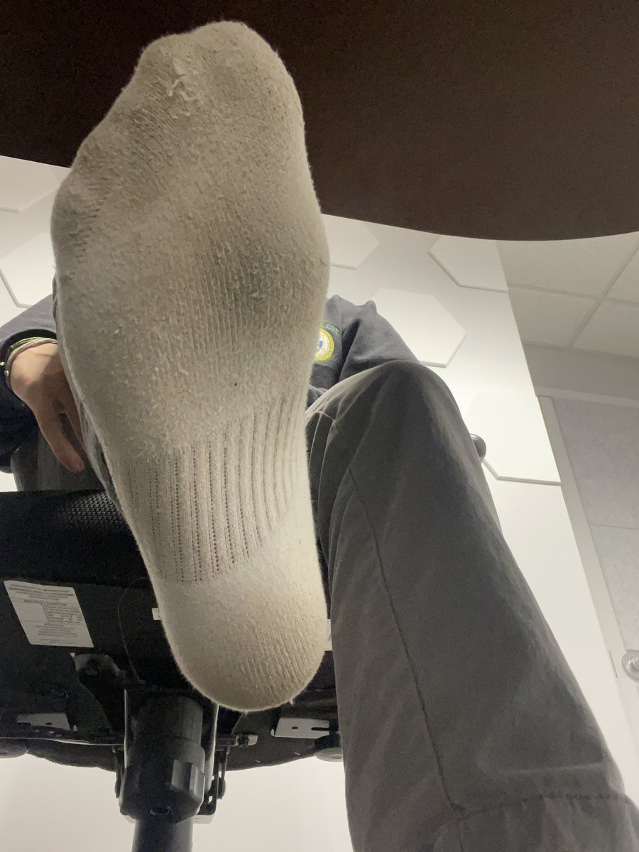Worship me during my meeting. #WorshipWednesday #feet #feetworshi̇p #feetfetısh #feetِ #malefeet #foot #footfetısh #toes #soles