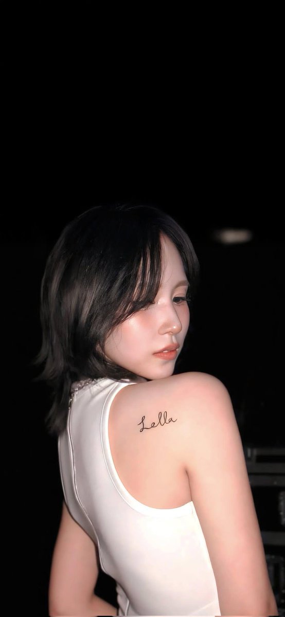 Pink_black_moon's tweet photo. Las fotos que utilizan los antis para decirles feas a las Twice https://t.co/ItZvFSdFqd