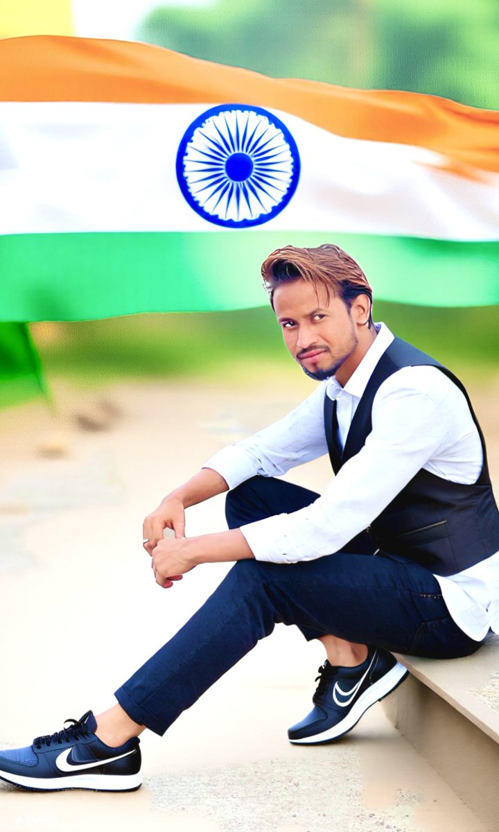 kamran_mr36084's tweet photo. Happy Independence Day🇮🇳 https://t.co/q6r1fX5BsQ