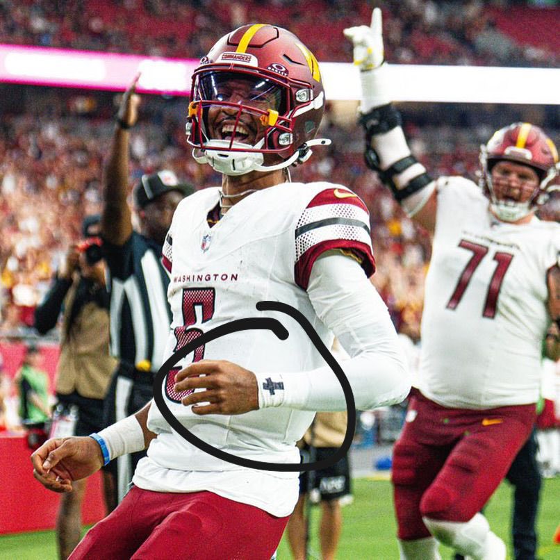 POWERFUL: #Commanders superstar quarterback Jayden Daniels wears a cross on his sleeves every game as a reminder God is watching over him. 

“I kind of got back into my faith more, always giving glory to God. Jesus died on the cross for us; anything is possible with Him.”

🙌🙏