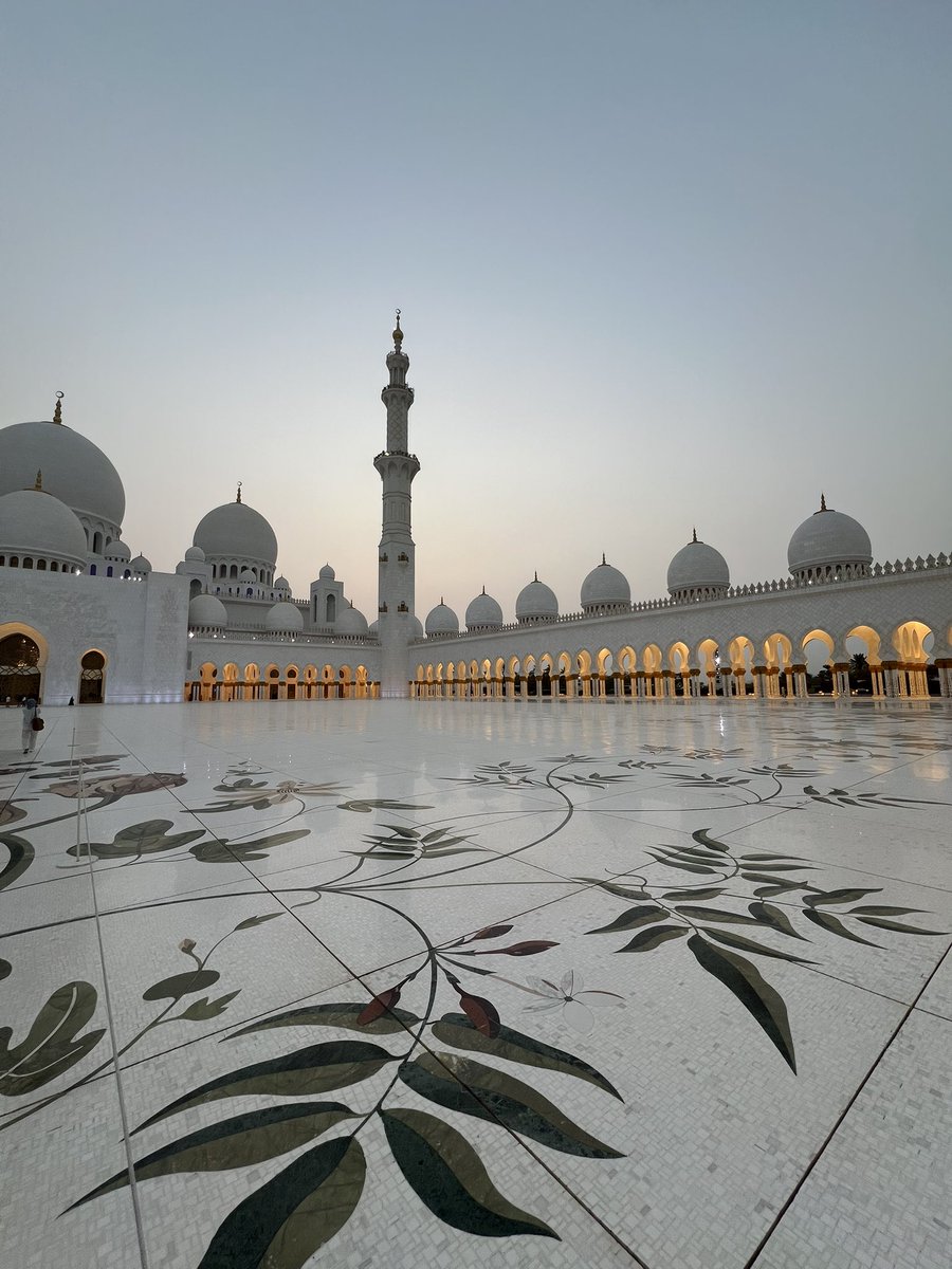 fx_931's tweet photo. 🕌 https://t.co/x2qB32USxQ