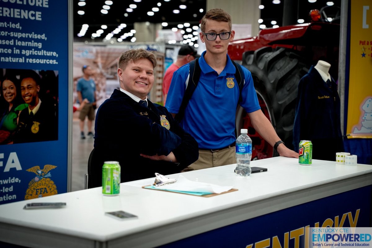 KY_CTE's tweet image. The @KentuckyFFA is showcasing the best of the best at the @kystatefair!
Students from across the state are competing in Career Development Events, putting their skills to the test and preparing to be the leaders of tomorrow.