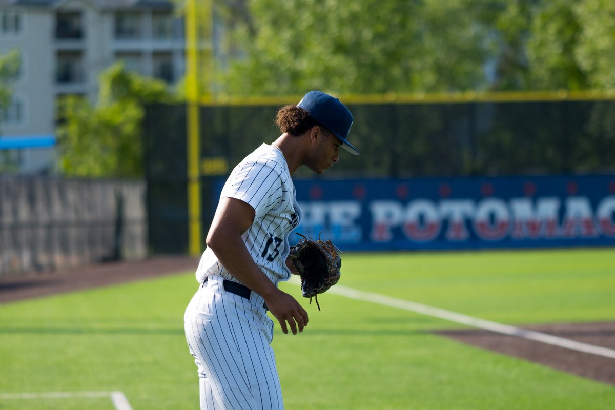 GtownBaseball's tweet photo. Back to work 🔜

#HoyaSaxa https://t.co/9d6zguyYKM