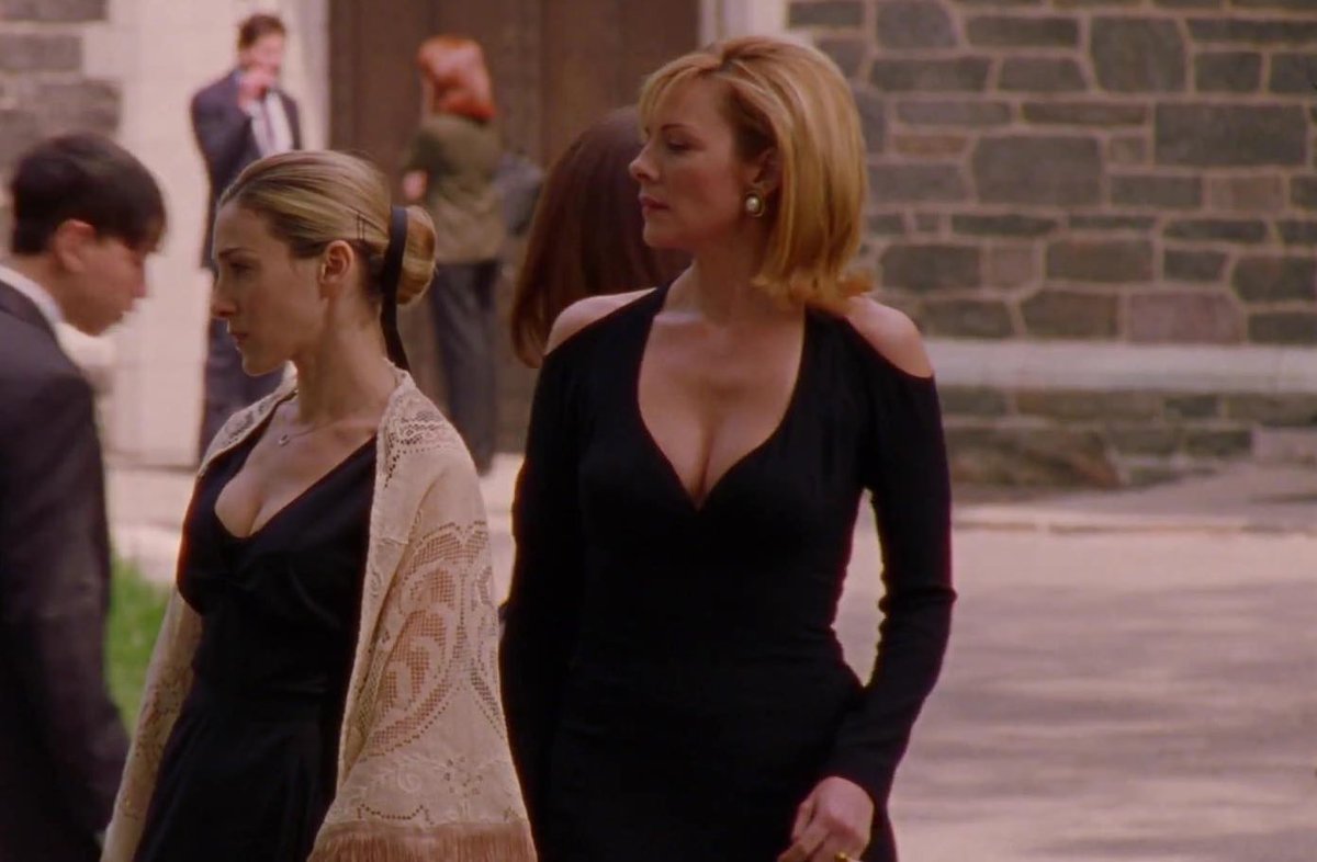 put in an offer on the same Thierry Mugler dress that Samantha wore to Miranda’s mother’s funeral and if they can get it here by Monday, you bet your ass I’ll be wearing it to my aunts funeral