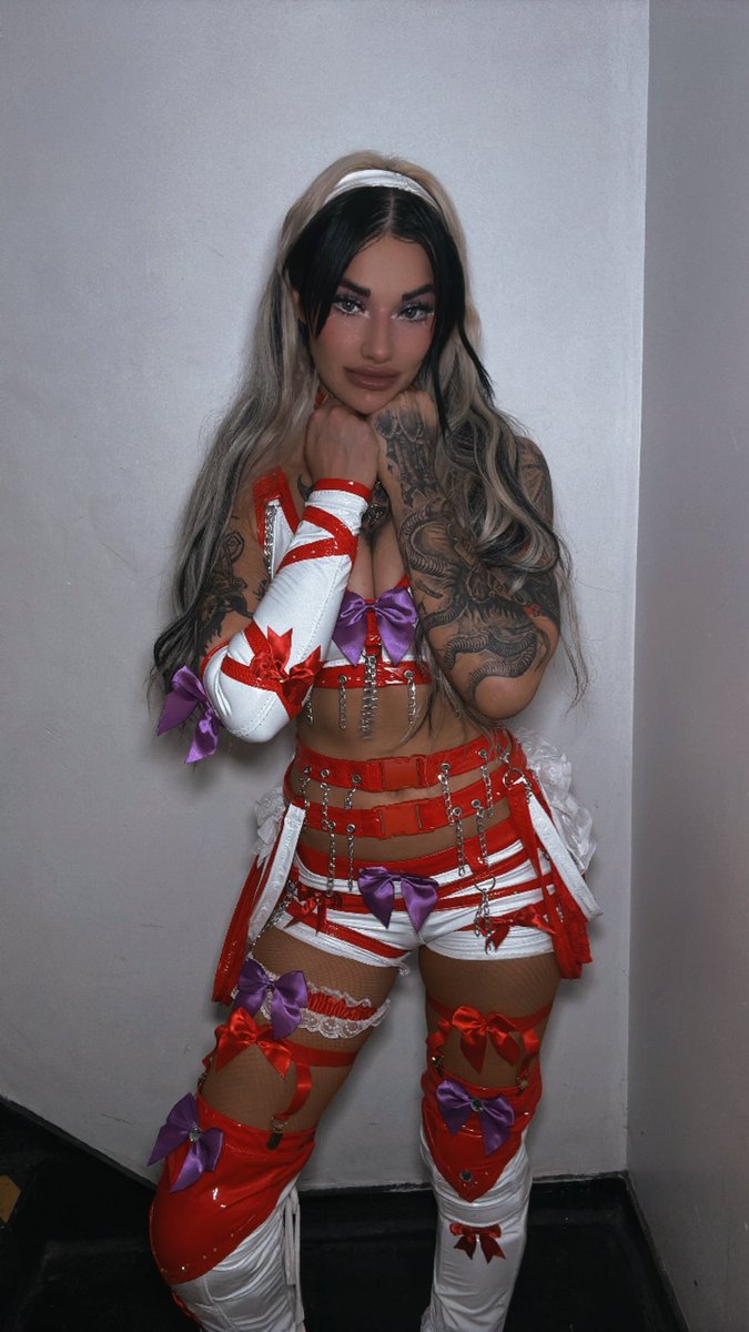 Hannah Taylor (@hannxhtaylor) on Twitter photo ❣️Sailor Mars inspired wrestling gear 🌙 ❣️Sailor Mars inspired wrestling gear 🌙