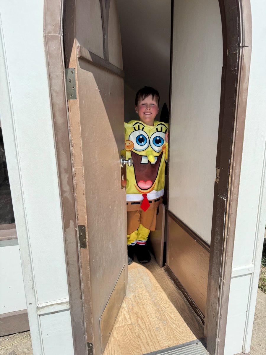 When it’s National No SpongeBob Day but you clearly didn’t get the memo… 🫣 He’s here, he’s square, and he’s definitely not going anywhere. Sorry Bikini Bottom, but some legends can’t be canceled.

📷: @ lexxii86

ow.ly/YCOn50WEJXV