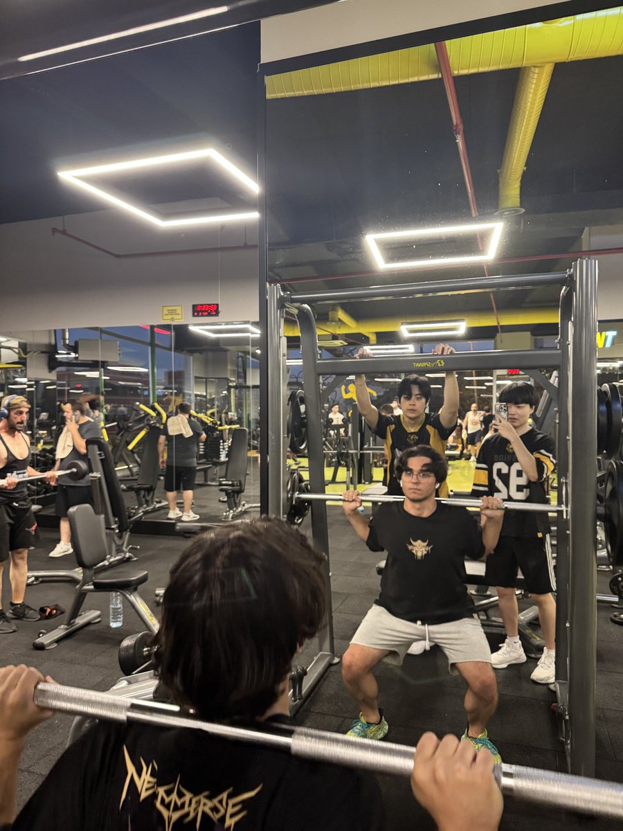 The reason why we are doing 8-2

Legend TeamWork💪
#Wild4Bushido