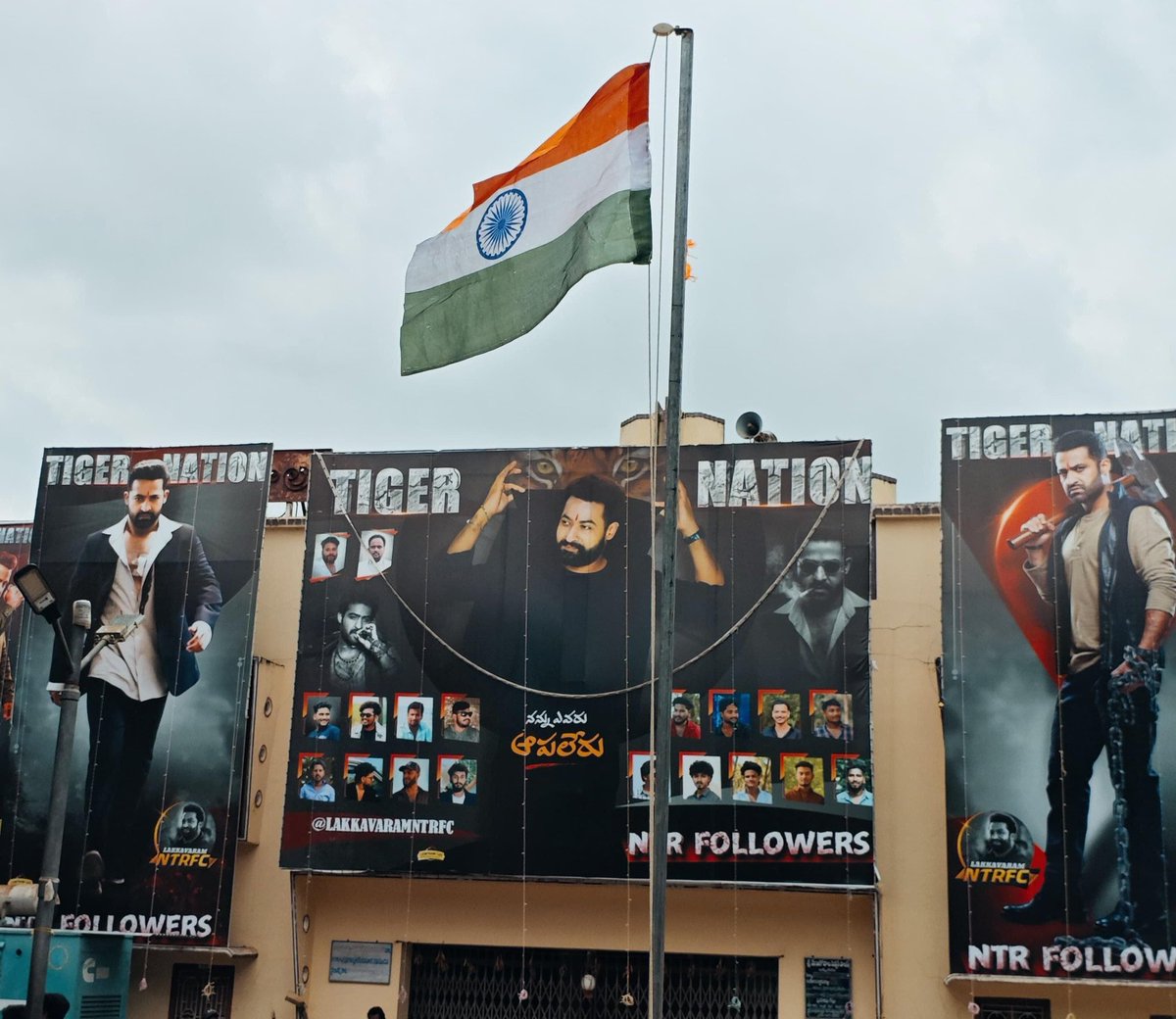 DragonMovie9999's tweet image. NTR fans #IndependenceDay  celebration 🎊🎊🎊 

#War2Explodes

@tarak9999