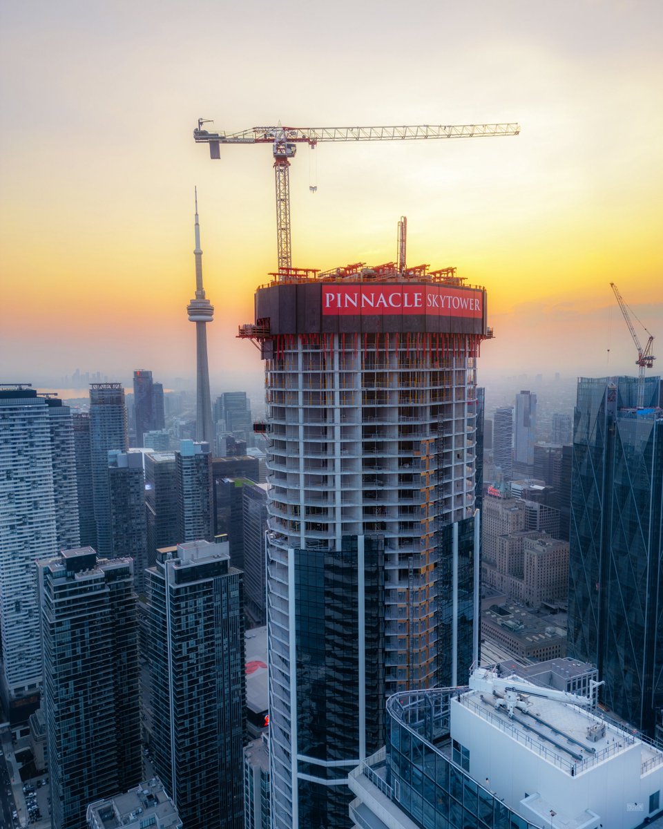 Sky Tower at Pinnacle One Yonge. Soon to be 106 storeys and Canada’s tallest. #toronto #skytower #architecturephotography