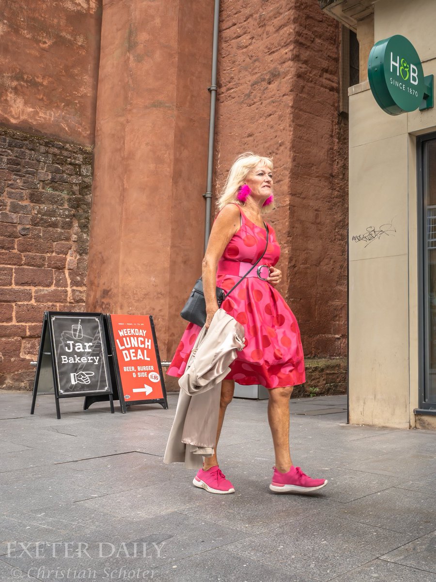 A photo of Exeter every day (No 1993) 15/08/2025
#ExeterDaily #Exeter

linktr.ee/exeterdaily

#documentaryphotography #streetphotography #travel #street #urban #travelphotography