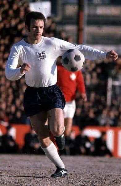 FootballRetroPlus (@robertmdaws) on Twitter photo PAUL REANEY 
3 caps for 🏴 PAUL REANEY 
3 caps for 🏴