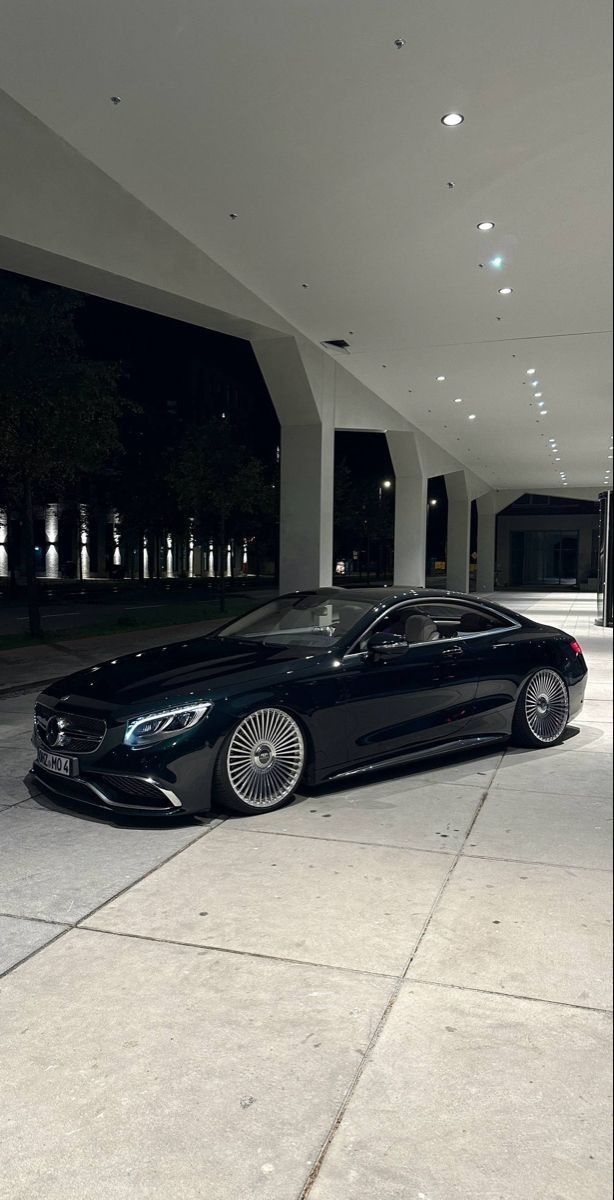 Auto_Porn's tweet photo. so sleek. https://t.co/VOlurFsoBJ