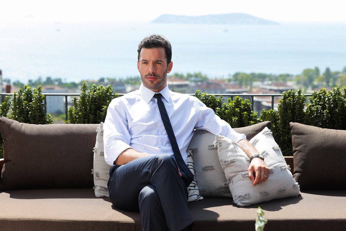 Selim 💙

#BarışArduç #AşkveGözyaşı