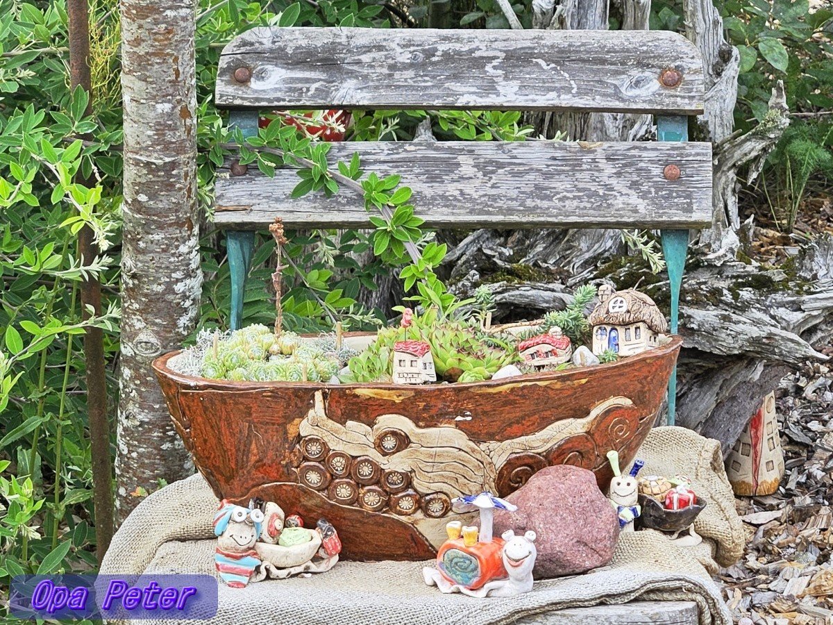 Guten Morgen allerseits!
Wünsche, wohl geruht zu haben!
Habt ein schönes Wochenende! ☀️🍀💖

➡️Was für eine Freakshow in Anchorage. Diese Aufwertung der Kriegsverbrecher lässt die Putin-Jünger jubeln. 😠

Auf geht's, Früh-Runde mit🐕‍🦺Aimy.
#Briesen(Mark) #Oderland