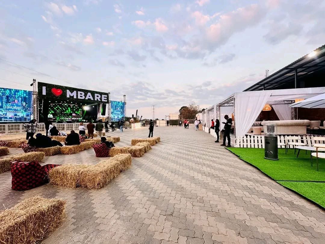 Futurist🇿🇼 tweet media