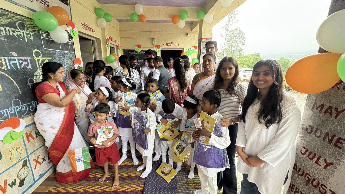 NSS_VIIT_PUNE's tweet photo. Celebrated 15th August at Jamgao with the little stars of the village school 🇮🇳✨ Their joy is the real spirit of freedom! ❤️ https://t.co/ERgeJ63Nk1