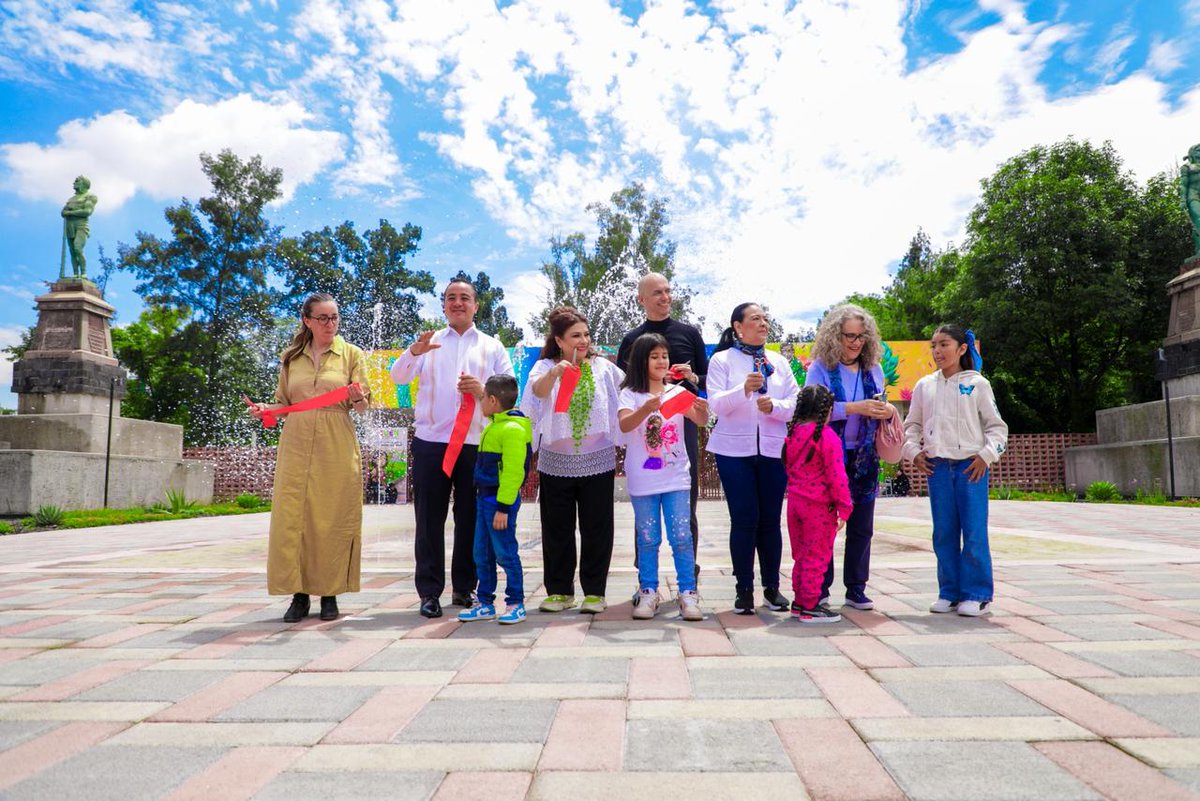 TuAlcaldiaGAM's tweet image. 🎉✂️ Gustavo A. Madero está de estreno

El alcalde Janecarlo Lozano y la jefa de Gobierno Clara Brugada inauguraron el EDEN “Mestizaje”, más de 50 mil m² de áreas verdes, juegos y espacios para que niñas, niños, jóvenes y familias disfruten con seguridad y alegría. 🌳✨

Un lugar…