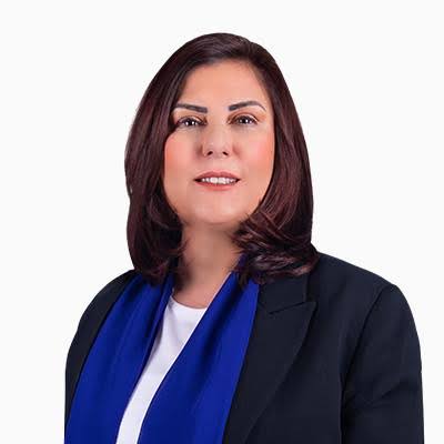 totemcihaluk's tweet photo. Kedi köpek beslemek ile hayvan sever olunmuyor.
Hayvan sever dediğin bizim gibi koynunda yılan besleyecek. https://t.co/33D78ws8tc