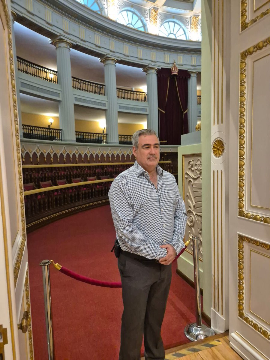 power01781's tweet photo. De visita en Palacio Nacional https://t.co/sZqlqeYjcZ
