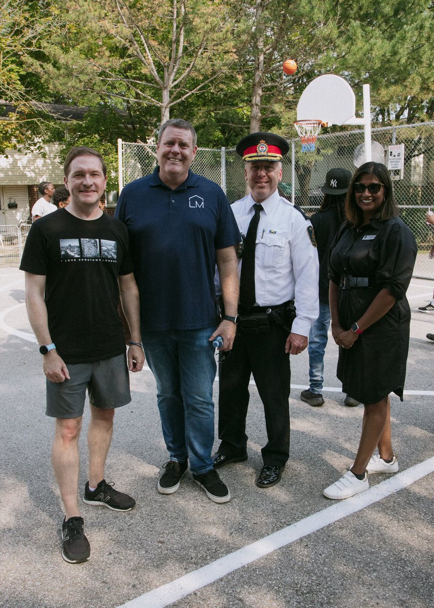 London Police Service ON tweet media