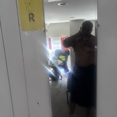 StevenABarthell's tweet photo. #NewProfilePic been working very hard and I’m proud AF went from 263 to 223 in 7 months https://t.co/afDWhZzmqn