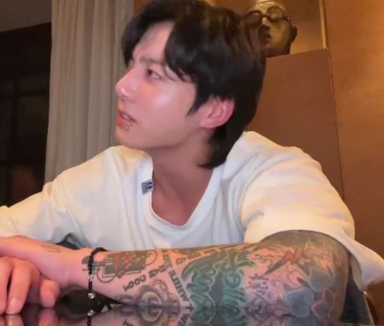 rockstarJKK's tweet photo. https://t.co/nl19wWI6JV