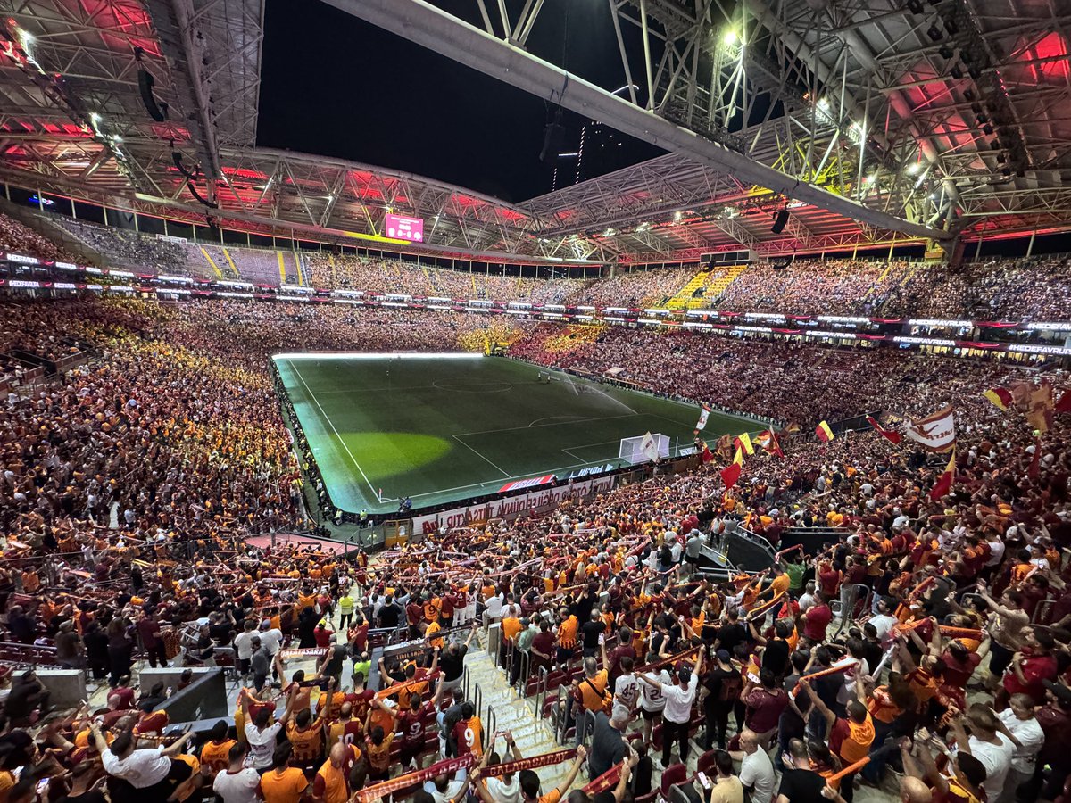 Galatasaray's tweet photo. RAMS Park season-opener 🔥 https://t.co/SQPkFcf9Te