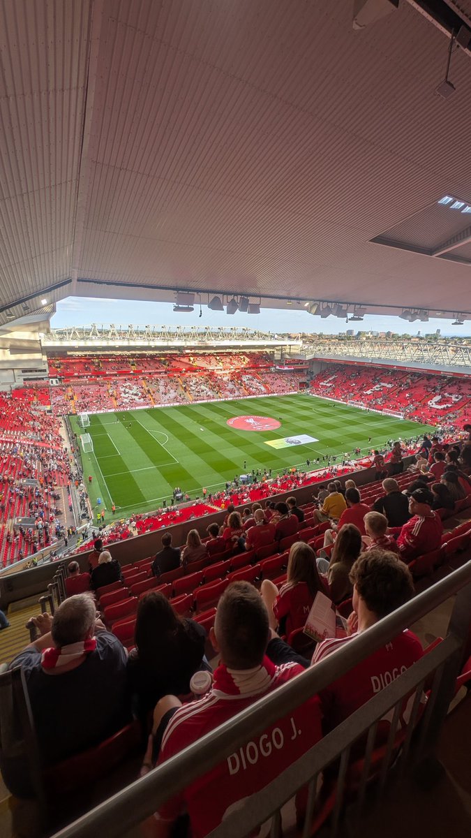 DanReado's tweet image. Home of the Premier League Champions. Let's do it again 😍 #LFC