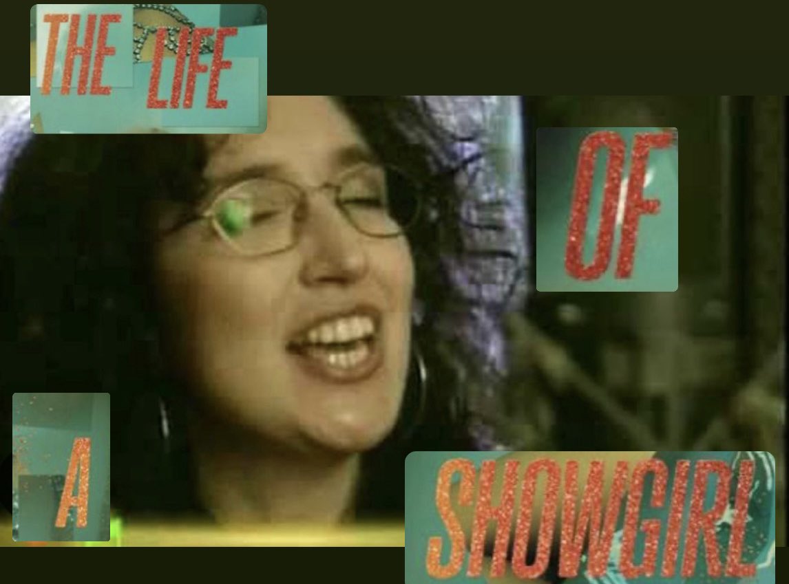 Chiarayeah_'s tweet photo. The life of a showgirl 
(Per pochi e selezionati avventori) https://t.co/4gYLxF0ZdQ