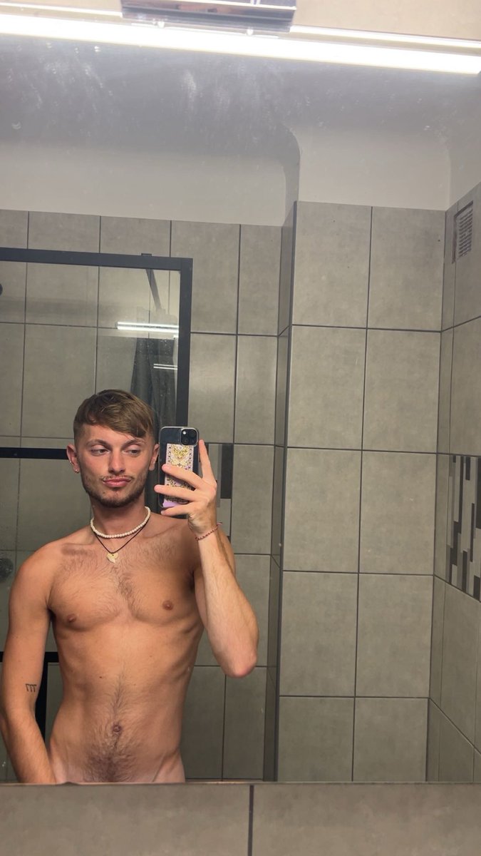 Dax m’auras rendu mignon 😏
#LGBTQIAProudOfOurselves