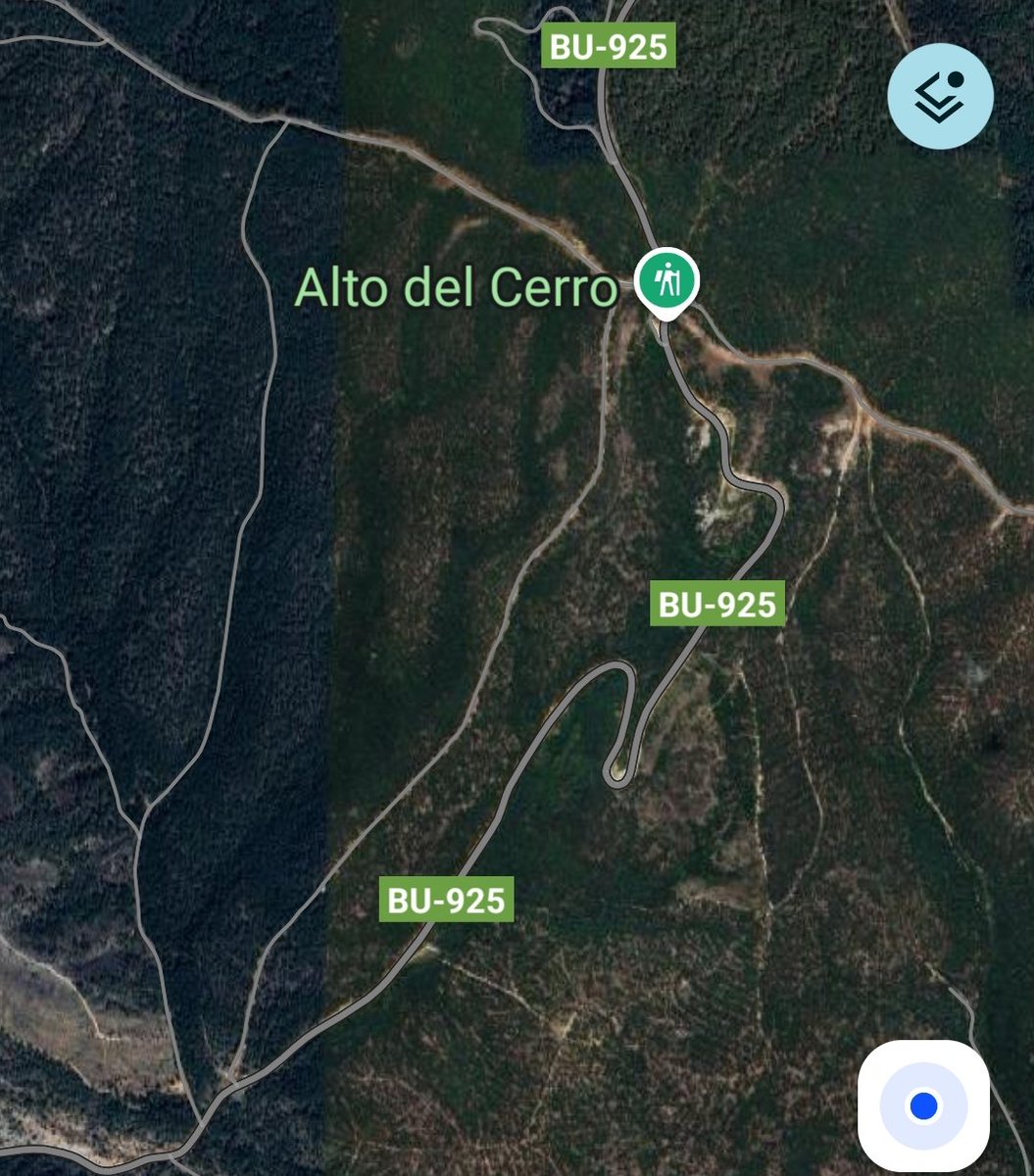 apamcyl's tweet photo. Entre malas noticias vamos a hablar de los #NoIncendios
Semana pasada BU-925
Vehículo baja un pequeño puerto en zona 10.000 ha.
🌲🌲🔥🚐🔥🌲🌲salió ardiendo. 📷 vegetación que encontró en la calzada
🌲🌲🌲🌲🌲
Bajo 200 🔥🚐 metros hasta una curva limpia. 👩🚒 Era Bombero👏👏👏👏👏 https://t.co/oJWm4DnK2s
