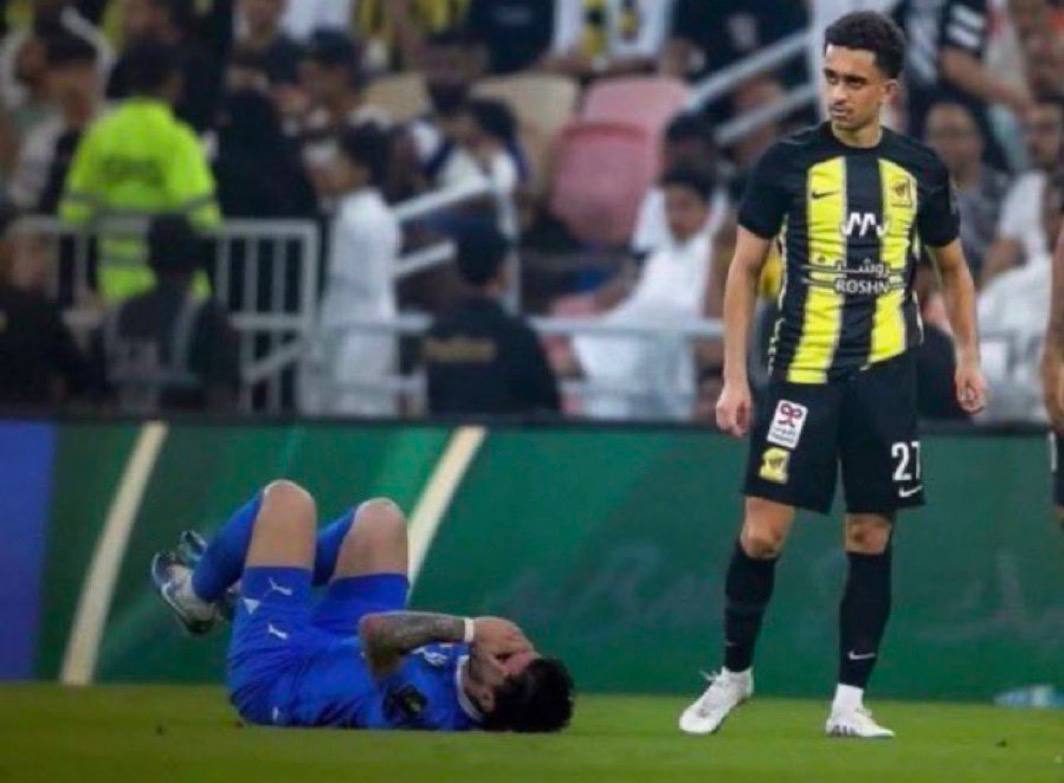 aljkm88's tweet photo. 🚨🚨🚨| عاجل — #JK4 :
• إدارة الهلال مهتمة بالتعاقد مع لاعب الاتحاد أحمد الغامدي
• مدرب الاتحاد لوران بلان غير مقتنع باللاعب.
ملاحظه :
الى متى يضل الاتحاد ضعيف كذا
بلان متى يصحصح https://t.co/uqif837O7T