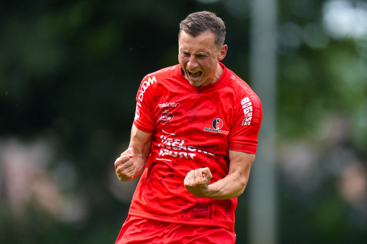 OptaJohan (@optajohan) on Twitter photo 2 - Maik Lukowicz is the first <a href="/HelmondSport/">Helmond Sport</a> player to find the net in each of his first two <a href="/1e_Divisie/">Keuken Kampioen Divisie</a> games for the club since Johan Voskamp in August 2009. Fox. 2 - Maik Lukowicz is the first <a href="/HelmondSport/">Helmond Sport</a> player to find the net in each of his first two <a href="/1e_Divisie/">Keuken Kampioen Divisie</a> games for the club since Johan Voskamp in August 2009. Fox.