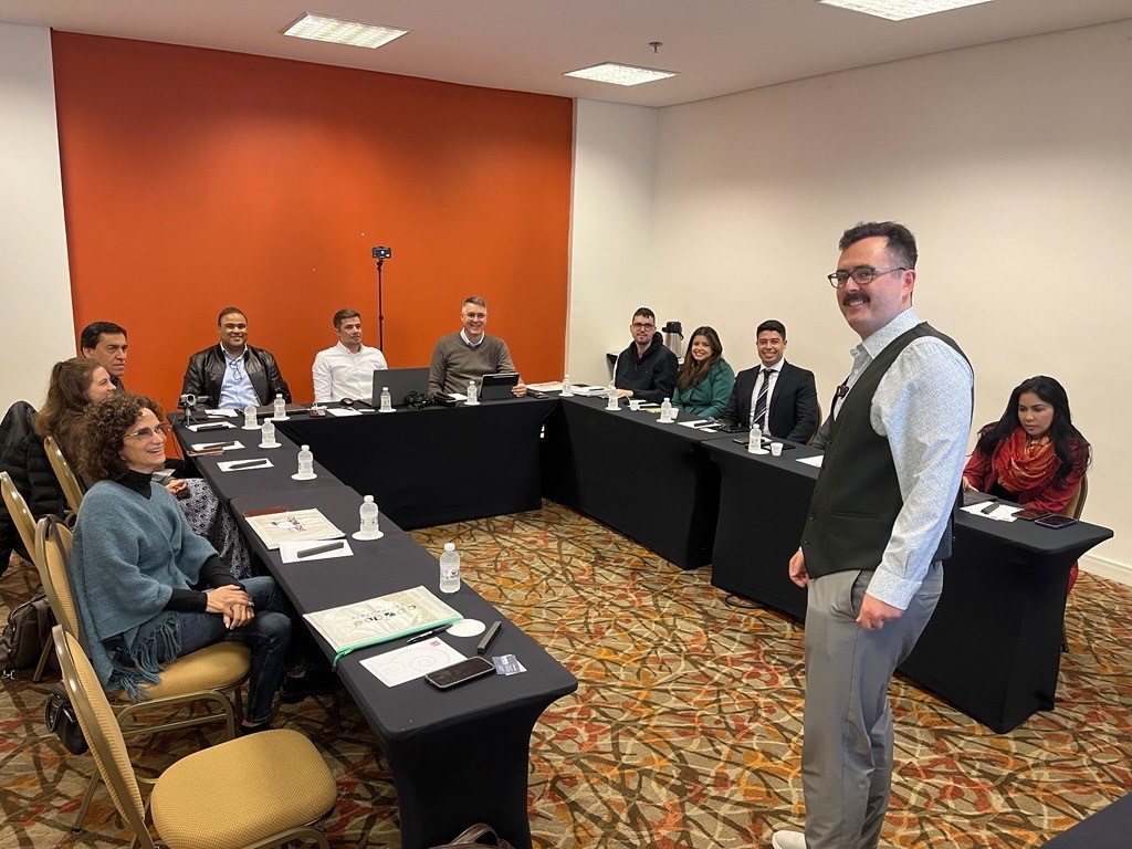 We held a training in Brazil today; Thank you for being a great host, Rodnei Miotto (RoMiotto)!

Thanks for participating, Technologia Omega (Chile), Instrumentos del Sur (Argentina), and Sensor Vital (Ecuador). It was great to see many countries come together.
#apogeeinstruments