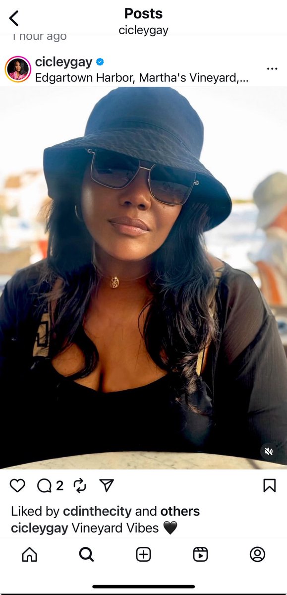 BLM Grassroots (@blmgrassroots) on Twitter photo The thieves who stole #BlackLivesMatter’s resources just sent a text asking for more of your money even as their “chair” <a href="/Cicley_Gay/">Cicley Gay</a> is NOT busy vacationing in #MarthasVineyard.
DON’T GIVE THEM YOUR MONEY!
Support frontline work in DC <a href="/freedcproject_/">Free DC</a> & <a href="/HarrietsDreams/">Harriet’s Dreams</a>. The thieves who stole #BlackLivesMatter’s resources just sent a text asking for more of your money even as their “chair” <a href="/Cicley_Gay/">Cicley Gay</a> is NOT busy vacationing in #MarthasVineyard.
DON’T GIVE THEM YOUR MONEY!
Support frontline work in DC <a href="/freedcproject_/">Free DC</a> & <a href="/HarrietsDreams/">Harriet’s Dreams</a>.