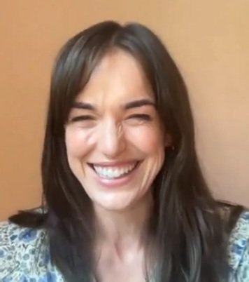HenstridgeNews's tweet photo. 📸 | Some screencaps from the Hallmark Channel's live stream today on their Facebook account to promote the new 'Mistery Island' movie premiering this Sunday (August 17h)! (1/3)

I missed @Lil_Henstridge 💙 

Link to watch the live: https://t.co/WLD8rzZVht https://t.co/pbN7kHAkmY