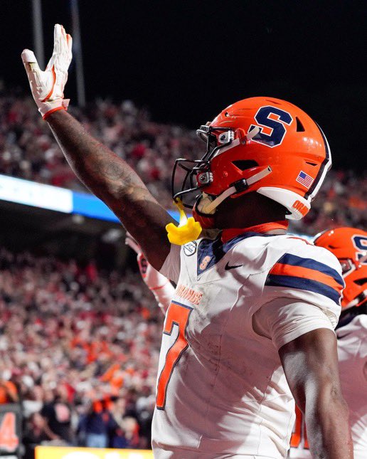 deVoun Kendrick (@d_kendrick0) on Twitter photo Extremely blessed to receive an offer from the university of Syracuse GO ORANGE!!🍊 <a href="/CuseFootball/">Syracuse Football</a> <a href="/MarshallMcDuf14/">Marshall McDuffie</a> <a href="/BayAreaLAB/">Coach “Quake” Joseph</a> <a href="/BigPlayRay50/">Raymond McNeil</a> <a href="/tampafootballFL/">Tampa Bay Football</a> <a href="/ChadSimmons_/">ChadSimmons</a> <a href="/247Sports/">247Sports</a> <a href="/247recruiting/">247Sports Recruiting</a> <a href="/CarrollwoodDay/">CarrollwoodDaySchool</a> Extremely blessed to receive an offer from the university of Syracuse GO ORANGE!!🍊 <a href="/CuseFootball/">Syracuse Football</a> <a href="/MarshallMcDuf14/">Marshall McDuffie</a> <a href="/BayAreaLAB/">Coach “Quake” Joseph</a> <a href="/BigPlayRay50/">Raymond McNeil</a> <a href="/tampafootballFL/">Tampa Bay Football</a> <a href="/ChadSimmons_/">ChadSimmons</a> <a href="/247Sports/">247Sports</a> <a href="/247recruiting/">247Sports Recruiting</a> <a href="/CarrollwoodDay/">CarrollwoodDaySchool</a>