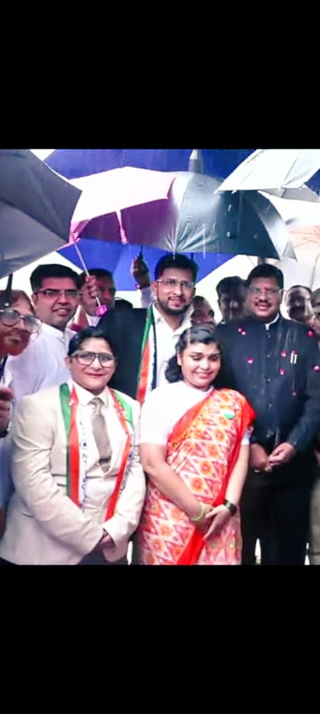 Happy independence day Alongwith Chief justice of India B R Gavai sir <a href="/ANI/">ANI</a> <a href="/SupremeCourtFan/">Supreme Court India</a>